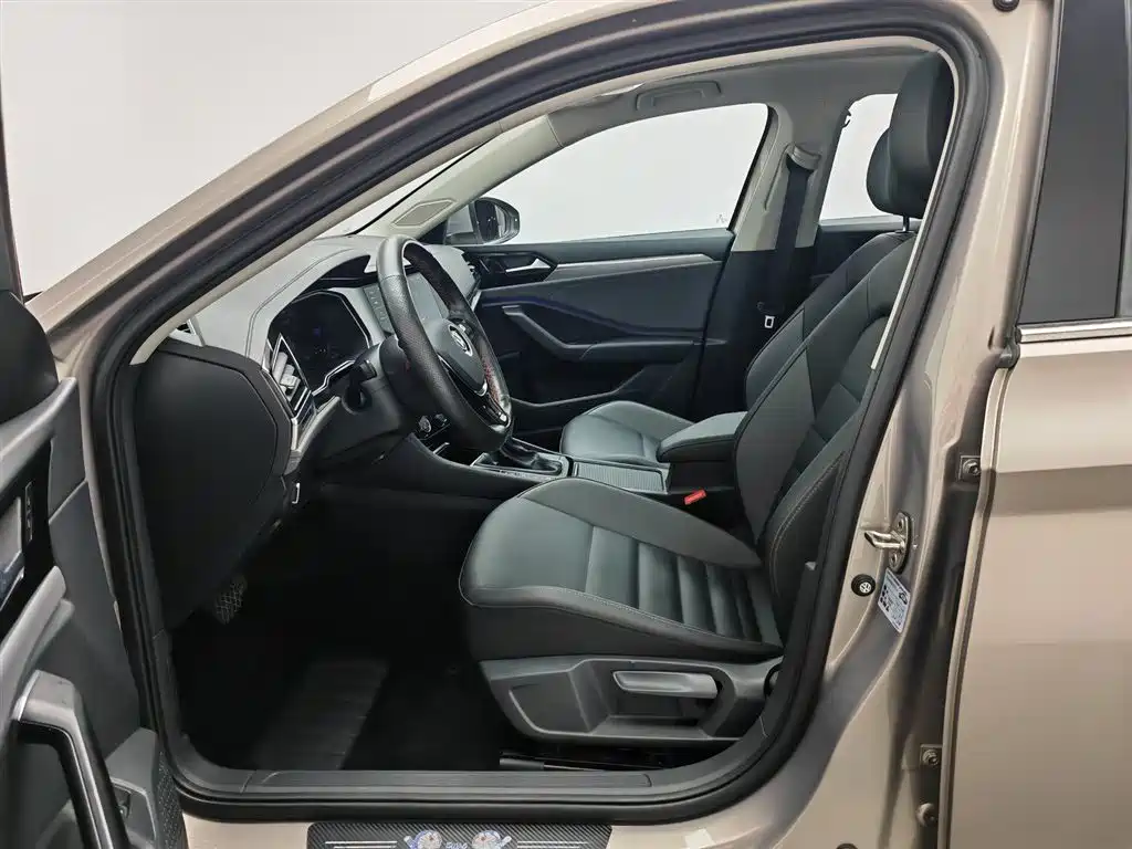Volkswagen Sagitar 280TSI DSG Comfort Intelligent Connectivity Edition 2021 - thumbnail 10