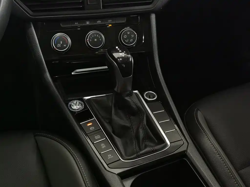 Volkswagen Sagitar 200TSI DSG 2021 - thumbnail 13