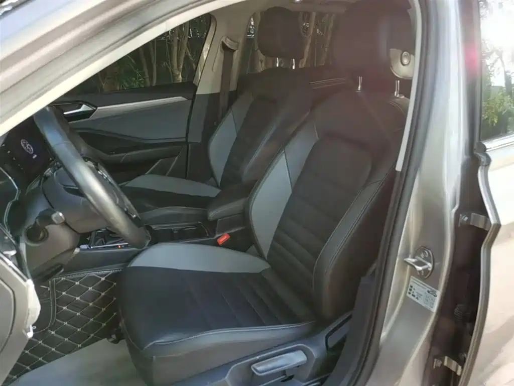 Volkswagen Sagitar 200TSI DSG Comfort Intelligent Connectivity Edition 2021 - thumbnail 15