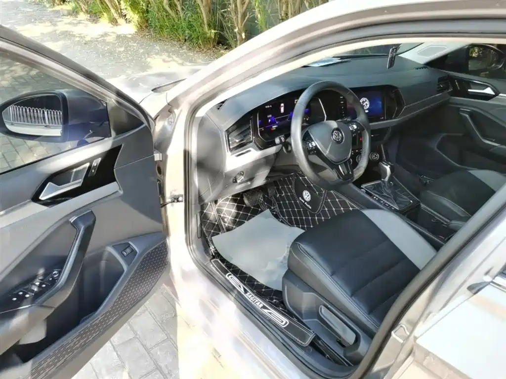 Volkswagen Sagitar 200TSI DSG Comfort Intelligent Connectivity Edition 2021 - thumbnail 16