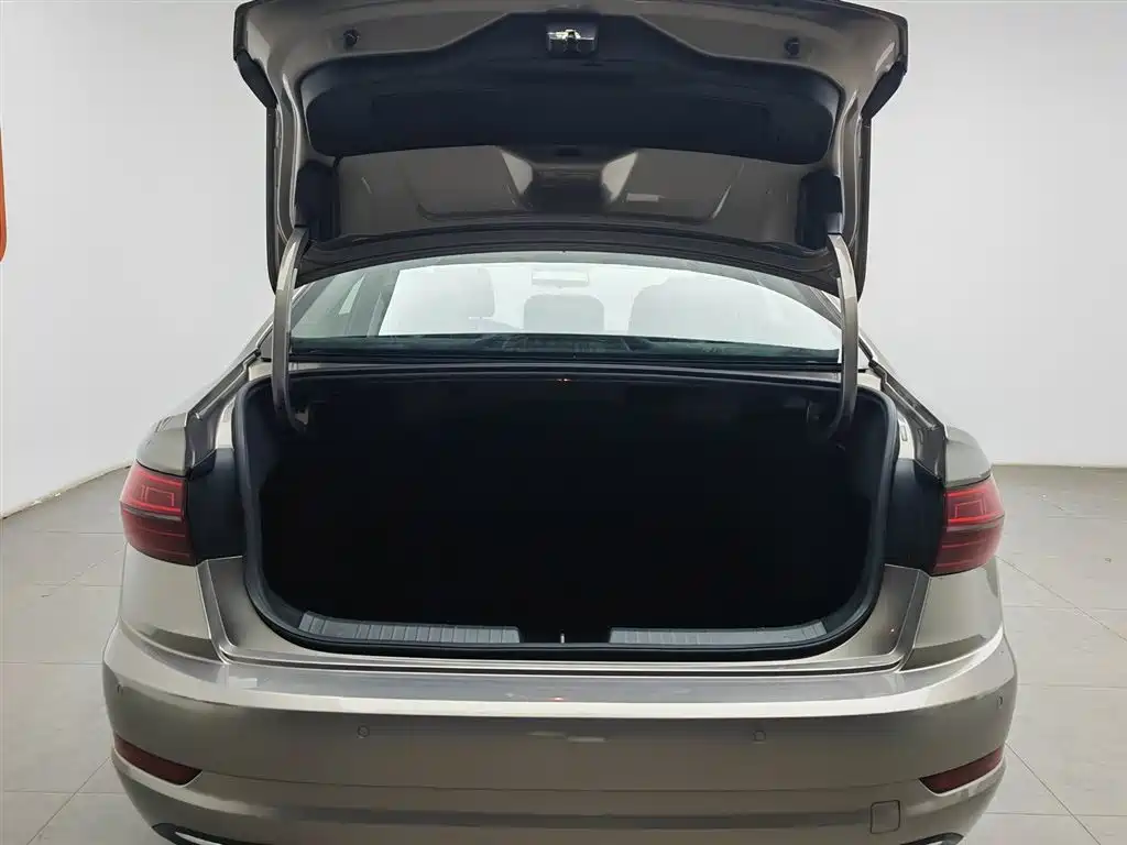 Volkswagen Sagitar 280TSI DSG Comfort Intelligent Connectivity Edition 2021 - thumbnail 16