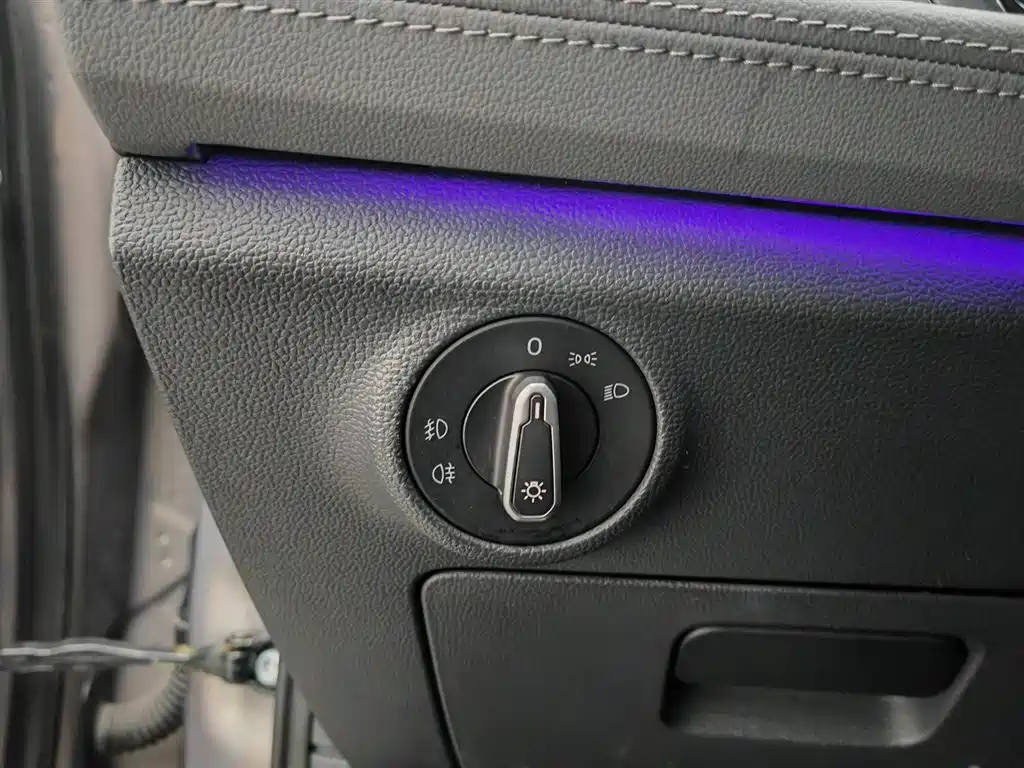 Volkswagen Sagitar 280TSI DSG Comfort Intelligent Connectivity Edition 2021 - thumbnail 21