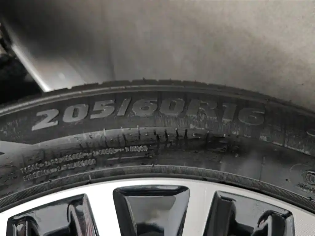 Volkswagen Sagitar 280TSI DSG Comfort Intelligent Connectivity Edition 2021 - thumbnail 24