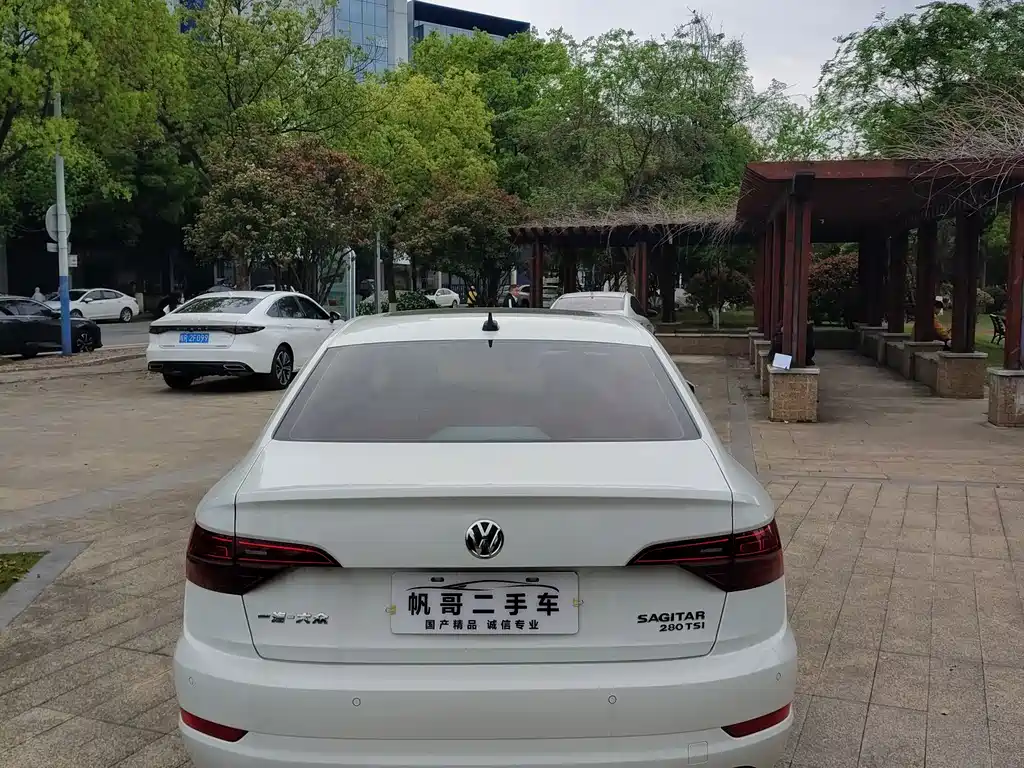 Volkswagen Sagitar 280TSI DSG Comfort Intelligent Connectivity Edition 2021 - thumbnail 6