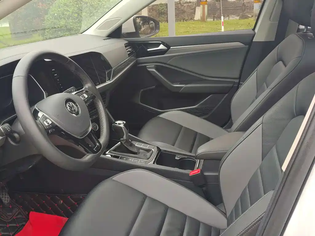 Volkswagen Sagitar 280TSI DSG Comfort Intelligent Connectivity Edition 2021 - thumbnail 10