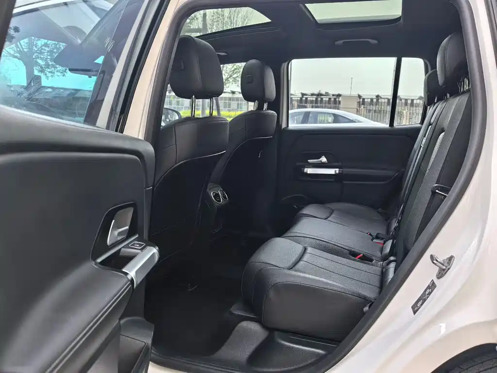 Mercedes-Benz Mercedes-Benz EQB 260 2022 - thumbnail 5