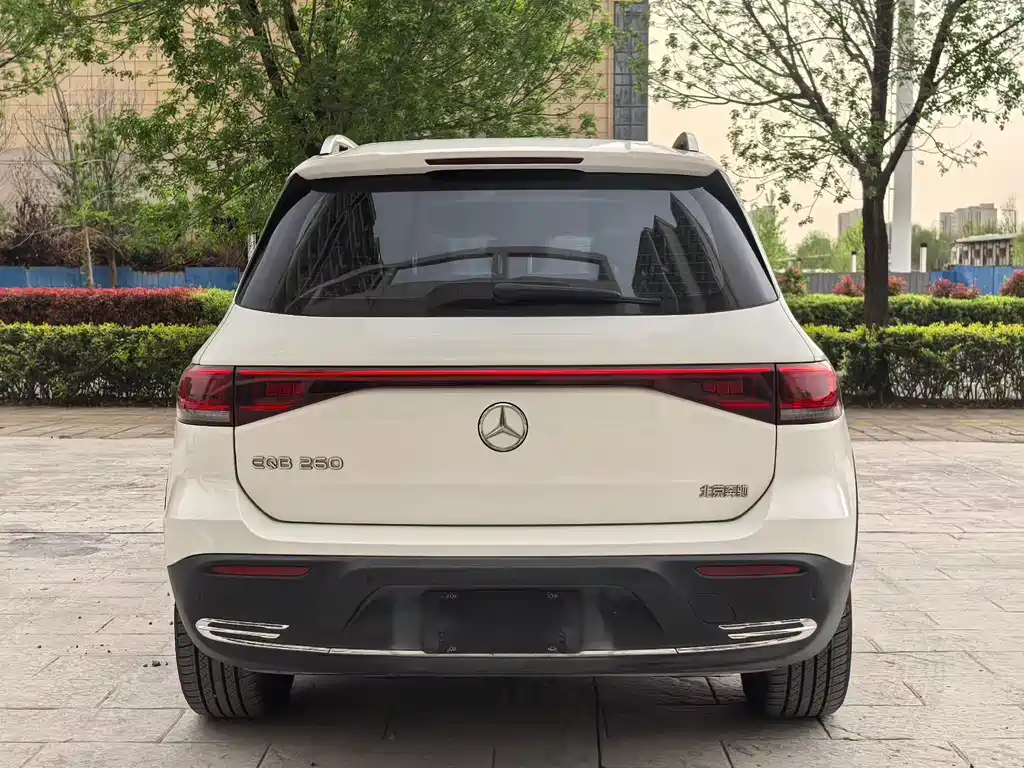 Mercedes-Benz Mercedes-Benz EQB 260 2022 - thumbnail 8