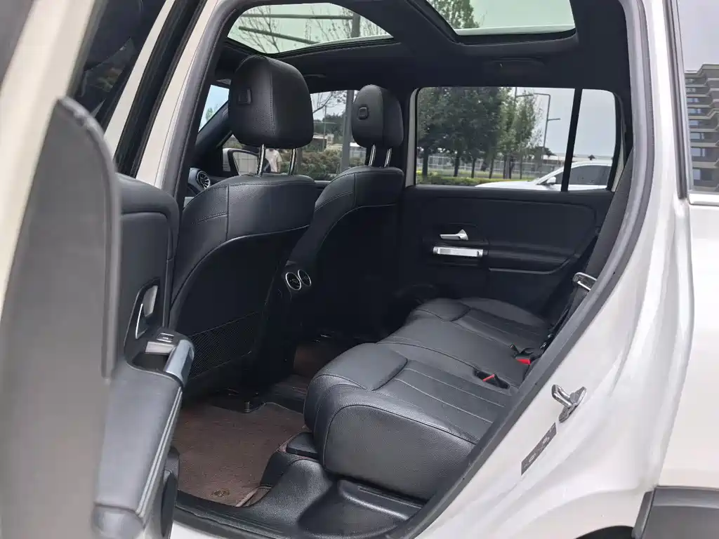 Mercedes-Benz Mercedes-Benz EQB 260 2022 - thumbnail 5
