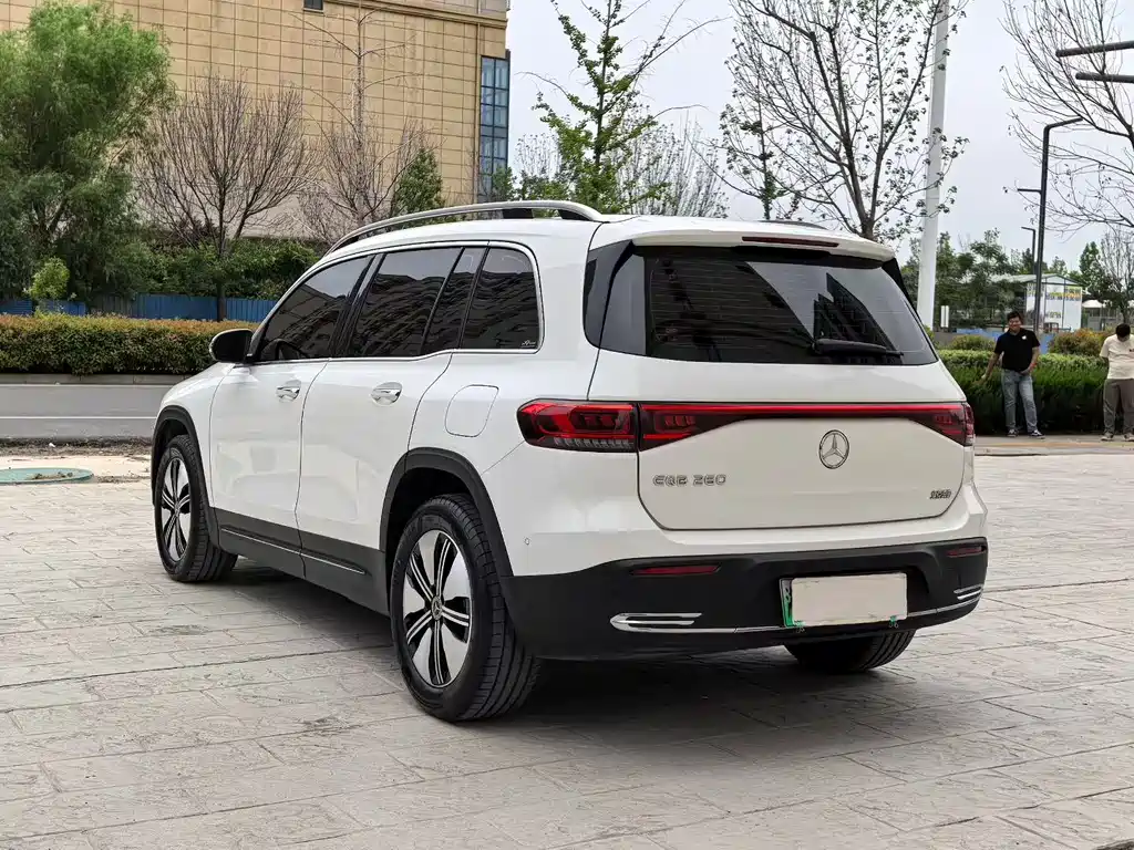 Mercedes-Benz Mercedes-Benz EQB 260 2022 - thumbnail 7