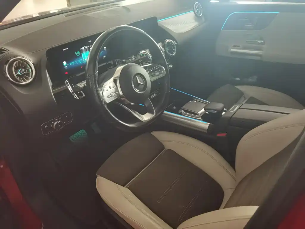 Mercedes-Benz Mercedes-Benz EQA 2022 EQA 300 4MATIC Launch Edition 2022 - thumbnail 9