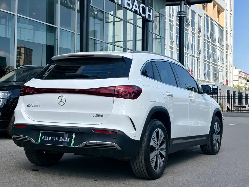 Mercedes-Benz Mercedes-Benz EQA 260 2025 - thumbnail 8