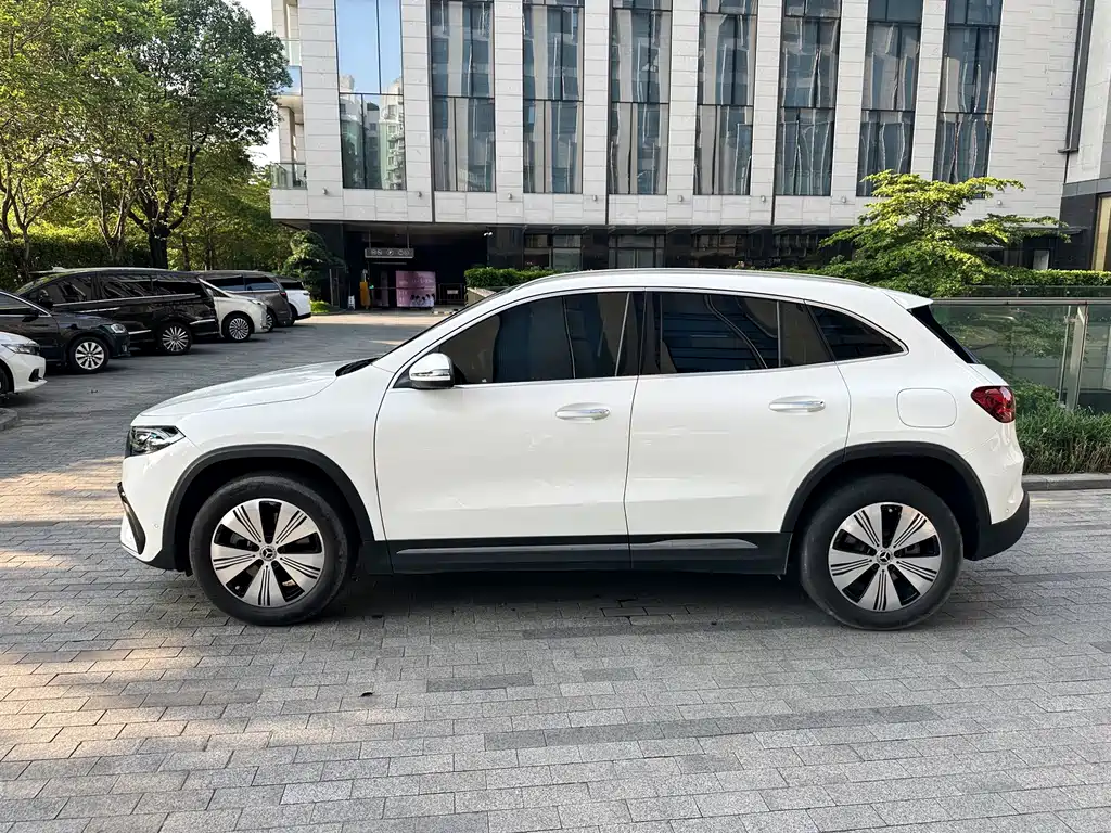 Mercedes-Benz Mercedes-Benz EQA 260 2025 - thumbnail 5