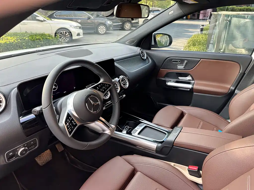 Mercedes-Benz Mercedes-Benz EQA 260 2025 - thumbnail 13