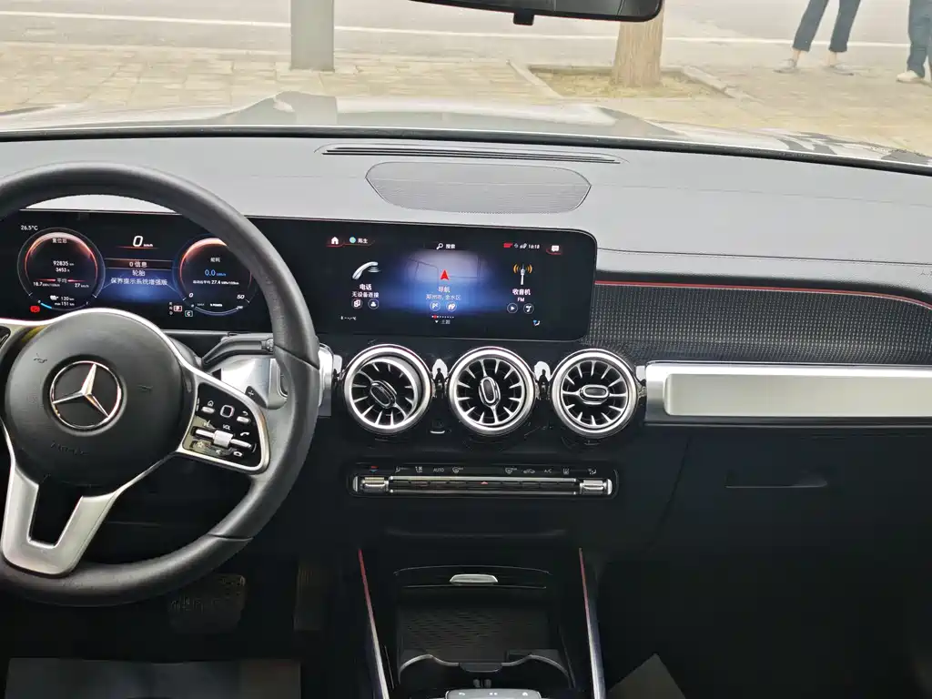 Mercedes-Benz Mercedes-Benz EQB 260 2023 - thumbnail 6