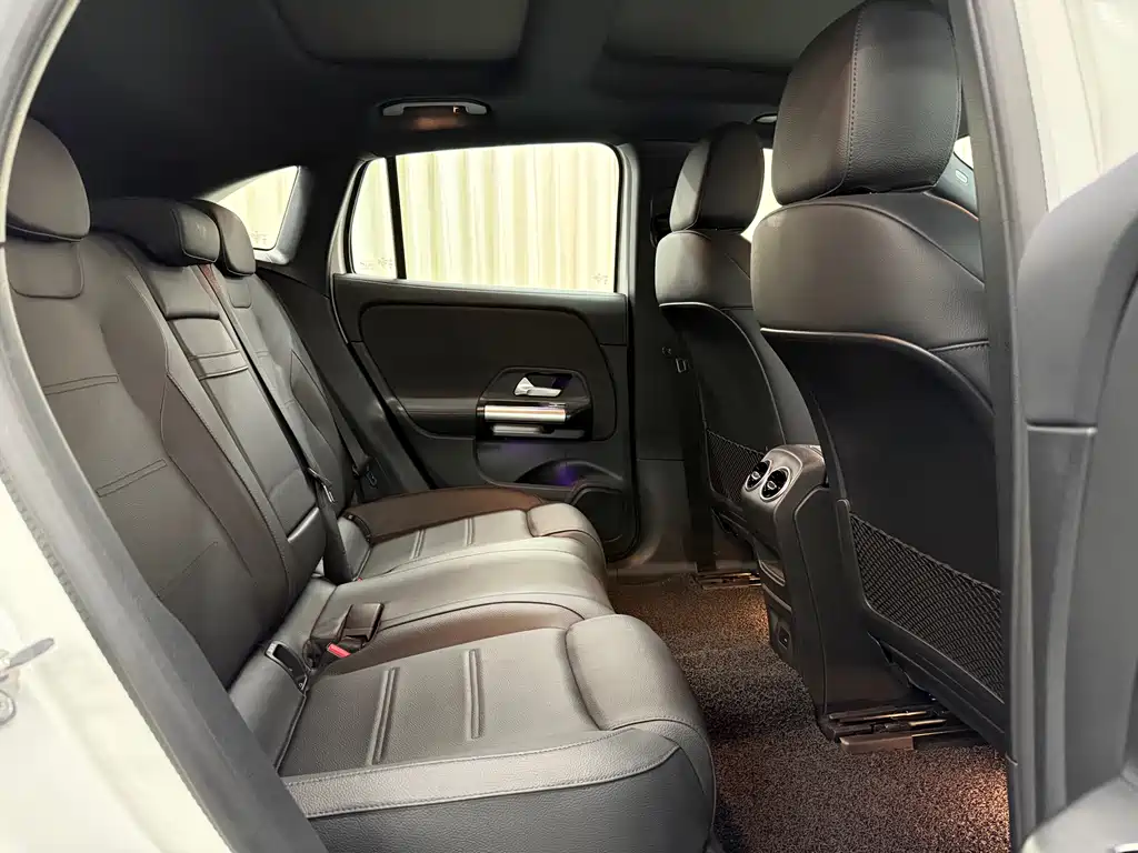 Mercedes-Benz Mercedes-Benz EQA 260 2024 - thumbnail 14