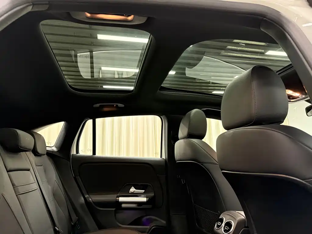 Mercedes-Benz Mercedes-Benz EQA 260 2024 - thumbnail 15