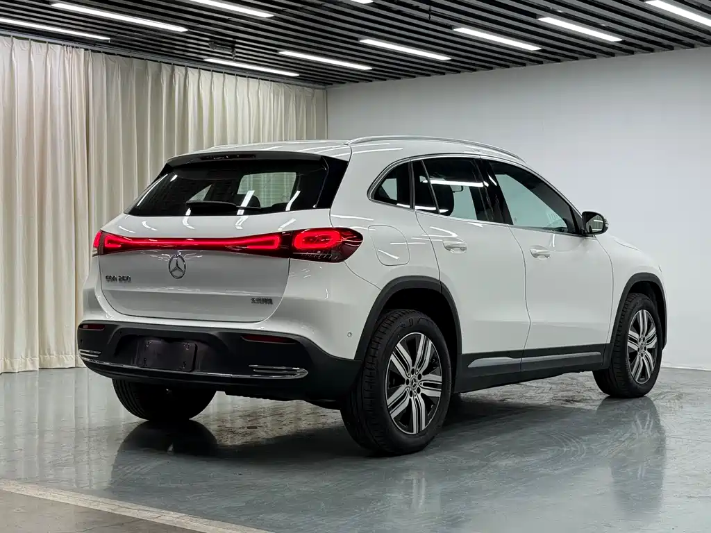 Mercedes-Benz Mercedes-Benz EQA 260 2024 - thumbnail 18