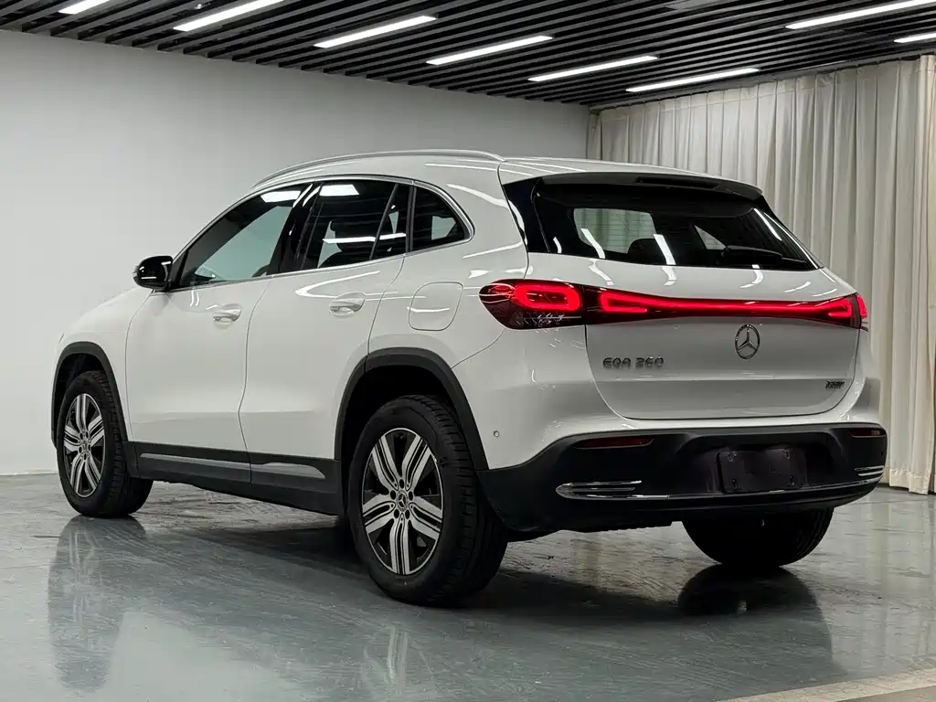 Mercedes-Benz Mercedes-Benz EQA 260 2024 - thumbnail 19