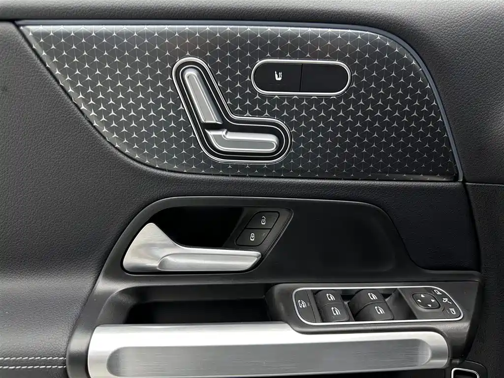 Mercedes-Benz Mercedes-Benz EQB 260 2025 - thumbnail 25