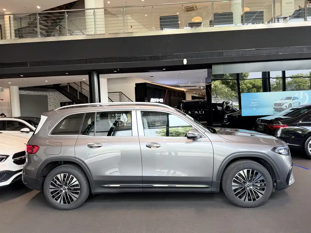 Mercedes-Benz Mercedes-Benz EQB 2025 EQB 260 2026 - thumbnail 3
