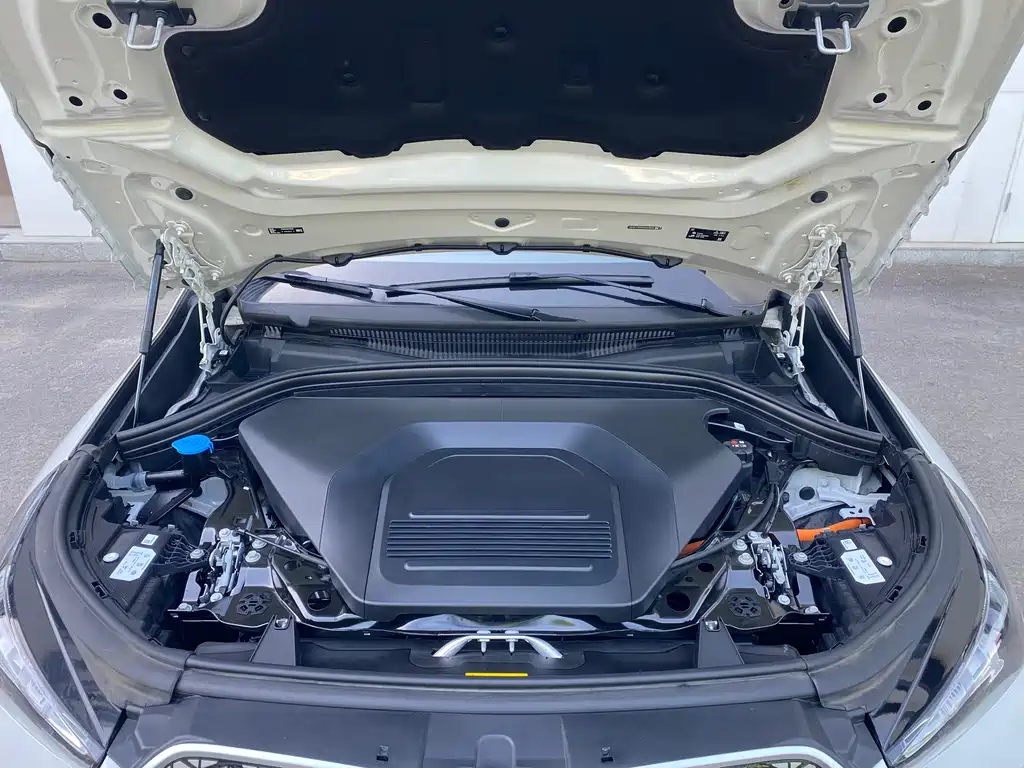 BMW BMW iX1 eDrive25L M Sport 2025 2025 - thumbnail 6