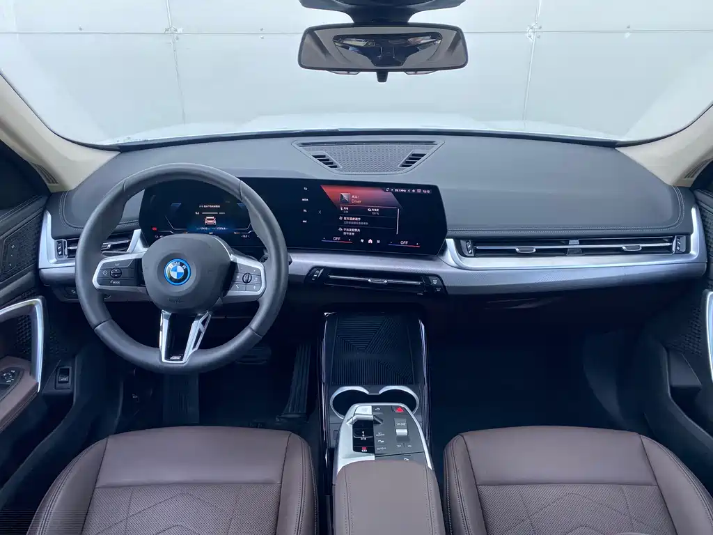 BMW BMW iX1 eDrive25L M Sport 2025 2025 - thumbnail 14