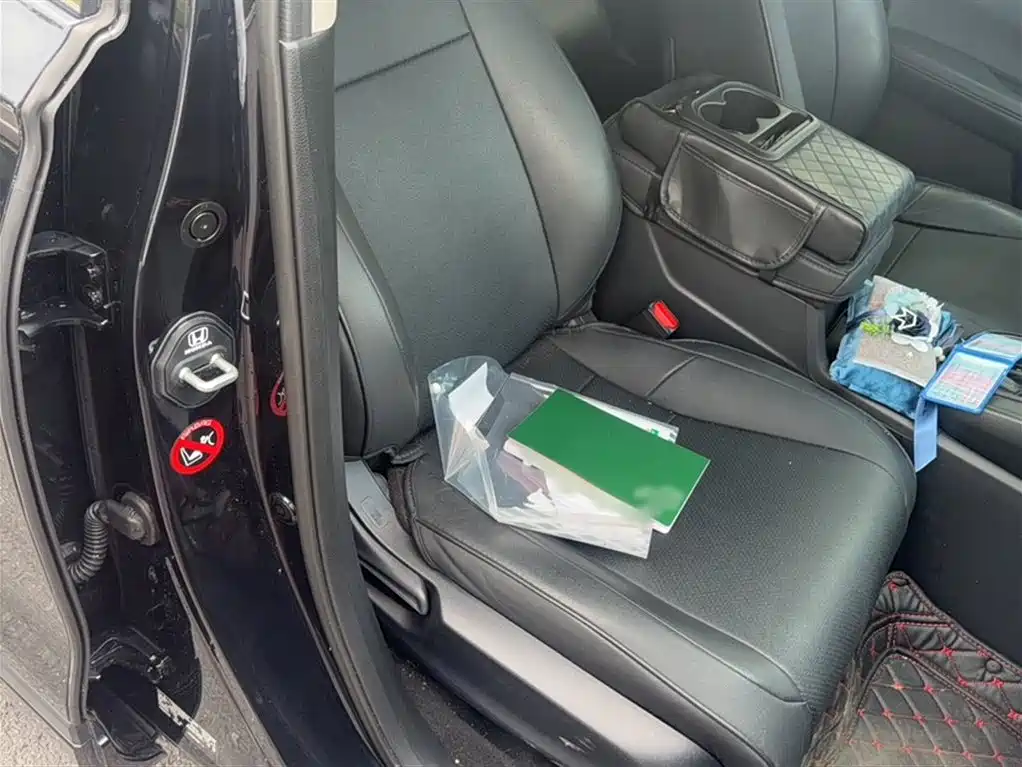 Honda Breeze 240TURBO 2WD Elite Edition 5-Seater 2025 - thumbnail 3