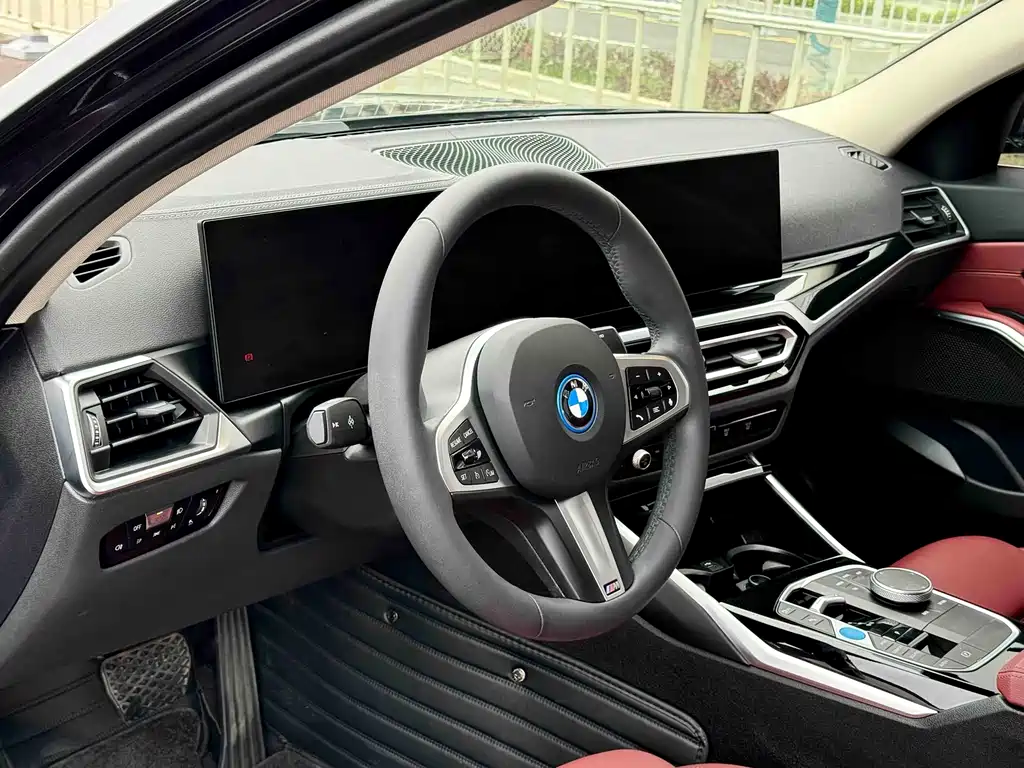 BMW BMW i3 2024 eDrive 35 L 2024 - thumbnail 3