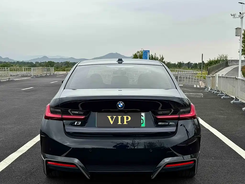 BMW BMW i3 2024 eDrive 35 L 2024 - thumbnail 10