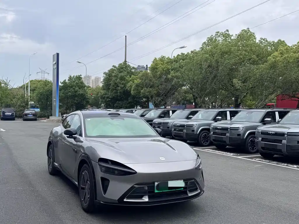 Xiaomi Auto Xiaomi YU7 2025 Long Range AWD Pro 2026 - thumbnail 4