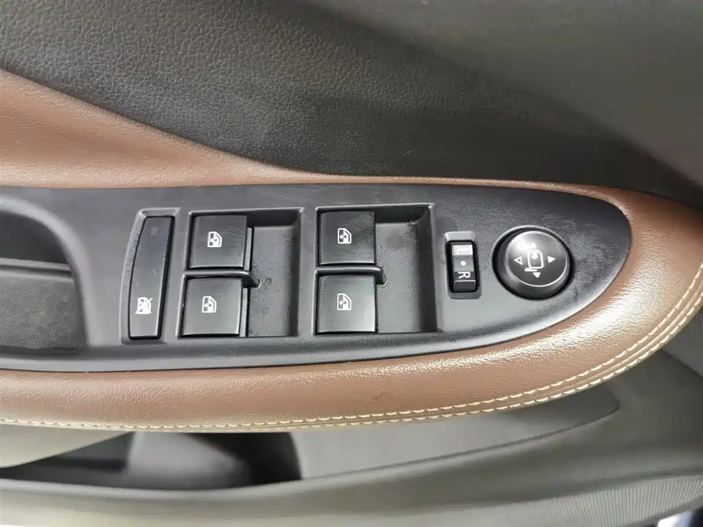 Buick Buick Envision Plus 2021 532T FWD Elite 2021 - thumbnail 9