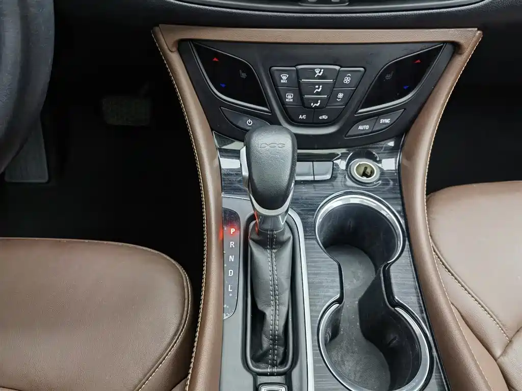 Buick Buick Envision Plus 2021 532T FWD Elite 2021 - thumbnail 13