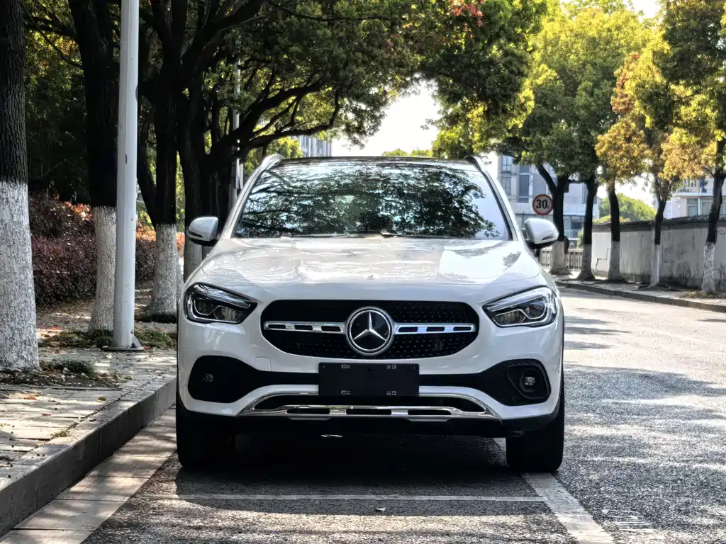 Mercedes-Benz Mercedes-Benz GLA 2023 GLA 220 2023 - thumbnail 2