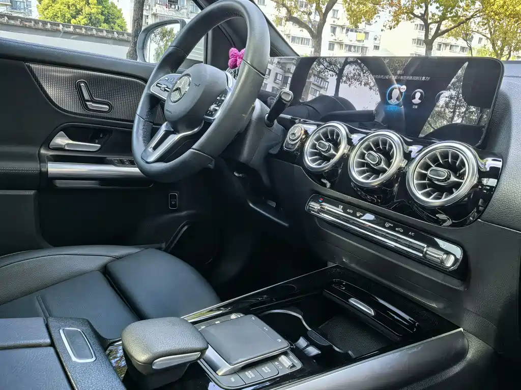 Mercedes-Benz Mercedes-Benz GLA 2023 GLA 220 2023 - thumbnail 8