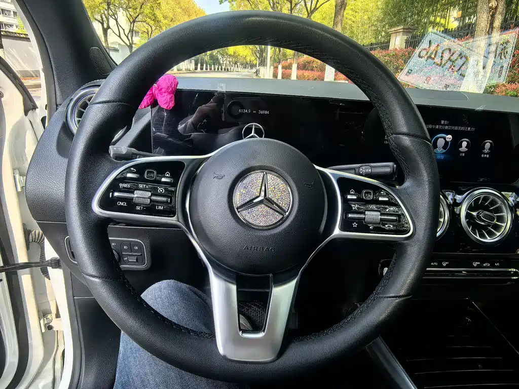 Mercedes-Benz Mercedes-Benz GLA 2023 GLA 220 2023 - thumbnail 9