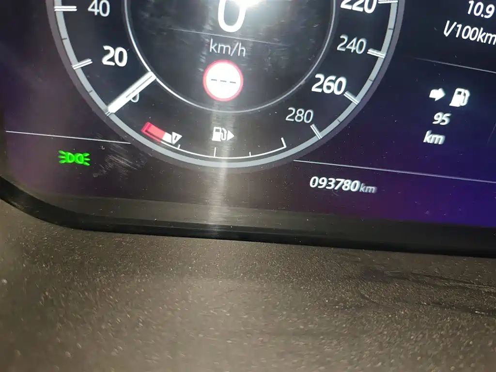 Land Rover Discovery Sport 249PS R-Dynamic HSE 2021 - thumbnail 8