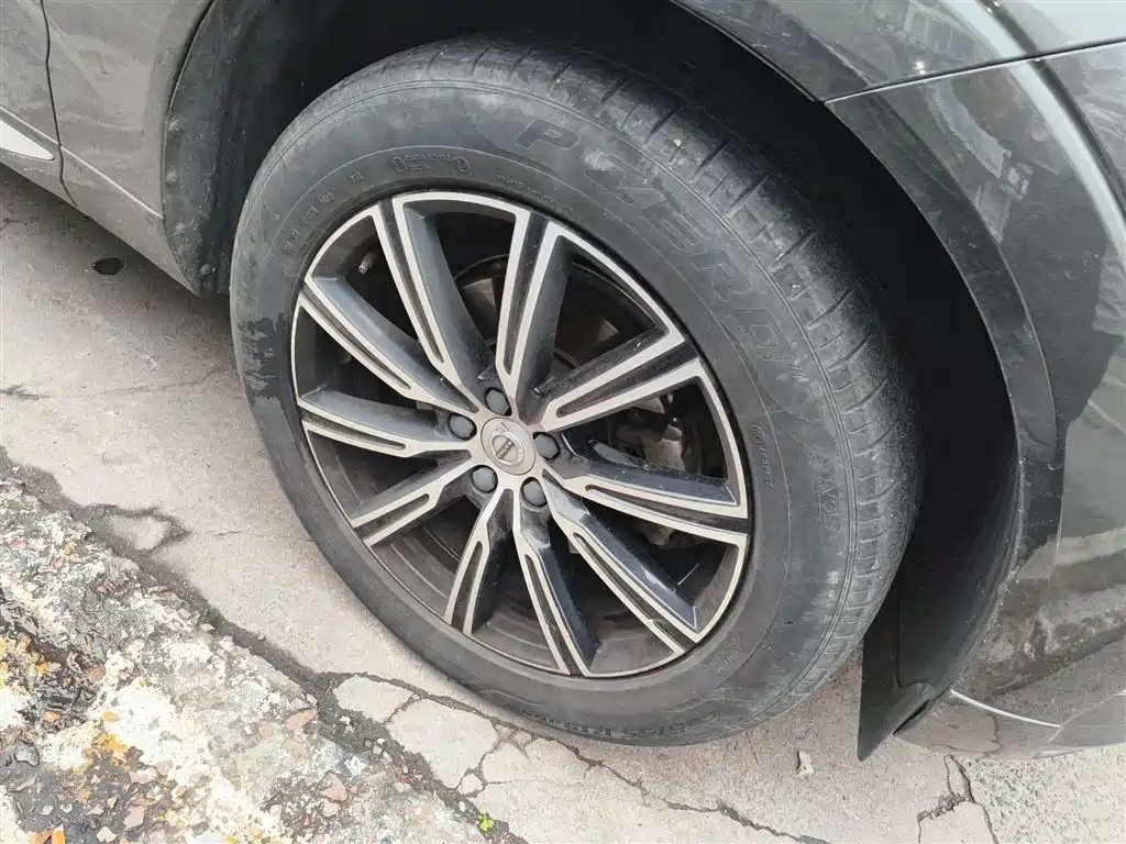 Volvo Volvo XC60 2021 T5 AWD Momentum Luxury Edition 2021 - thumbnail 26