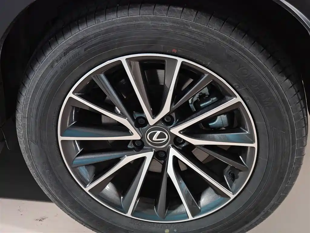 Lexus Lexus NX 350h FWD 2023 - thumbnail 28