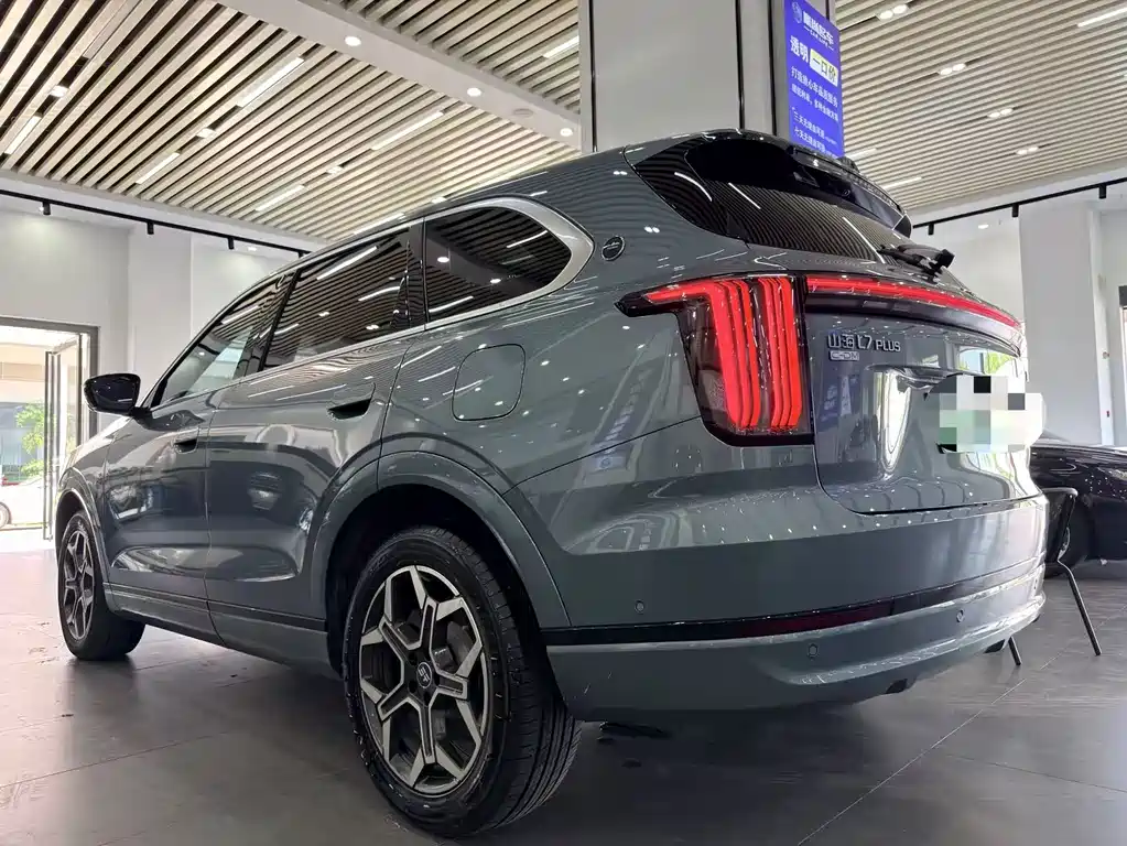 Jetour Shanhai Jetour Shanhai L7 PLUS 2026 220km Flagship Edition 7-Seater 2025 - thumbnail 4
