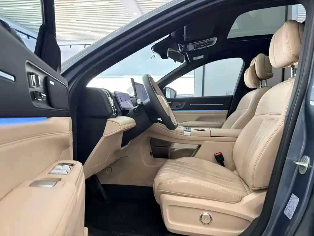 Jetour Shanhai Jetour Shanhai L7 PLUS 2026 220km Flagship Edition 7-Seater 2025 - thumbnail 6