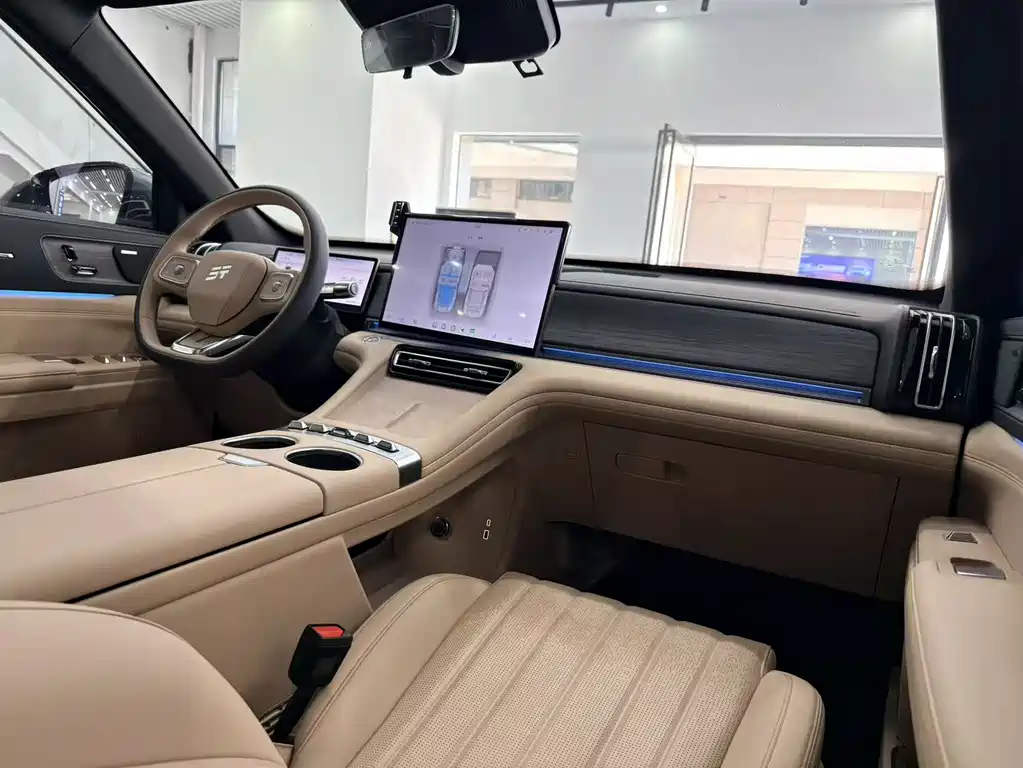 Jetour Shanhai Jetour Shanhai L7 PLUS 2026 220km Flagship Edition 7-Seater 2025 - thumbnail 8