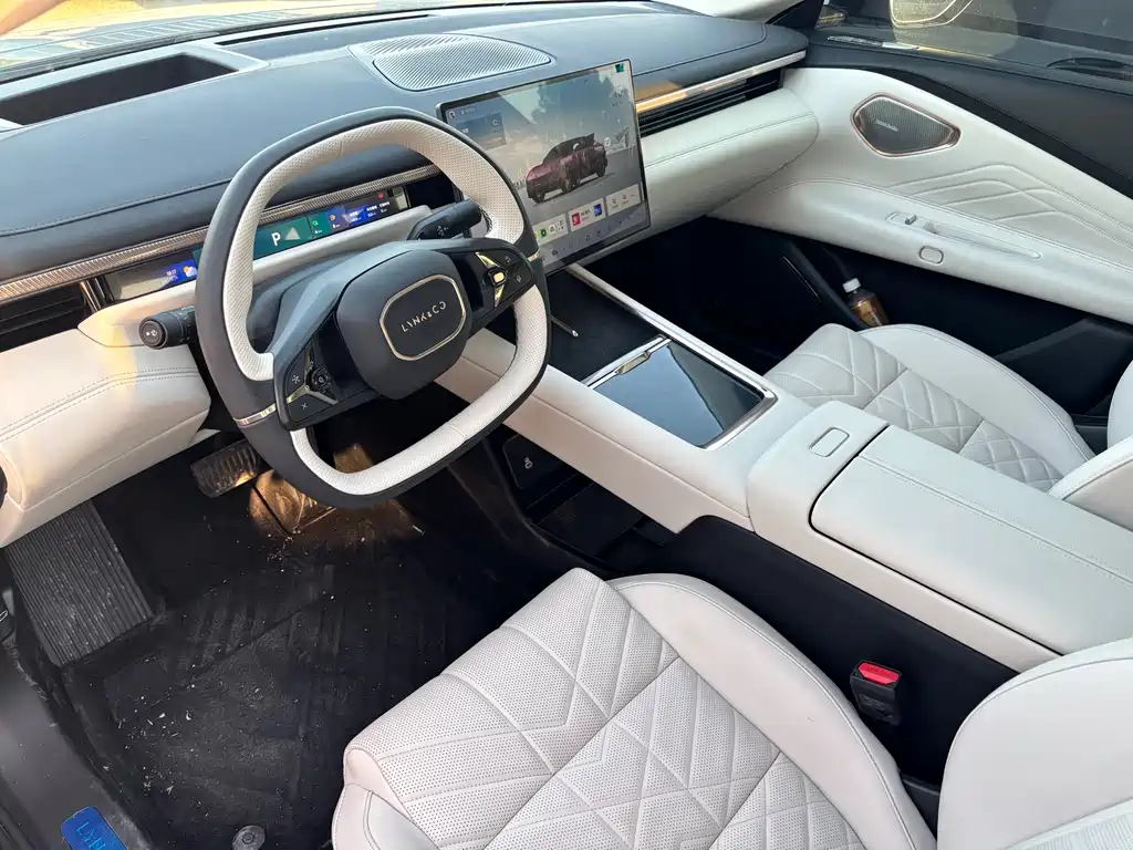 Lynk & Co Lynk & Co 10 240 AWD Ultra Sport H7 2025 - thumbnail 8