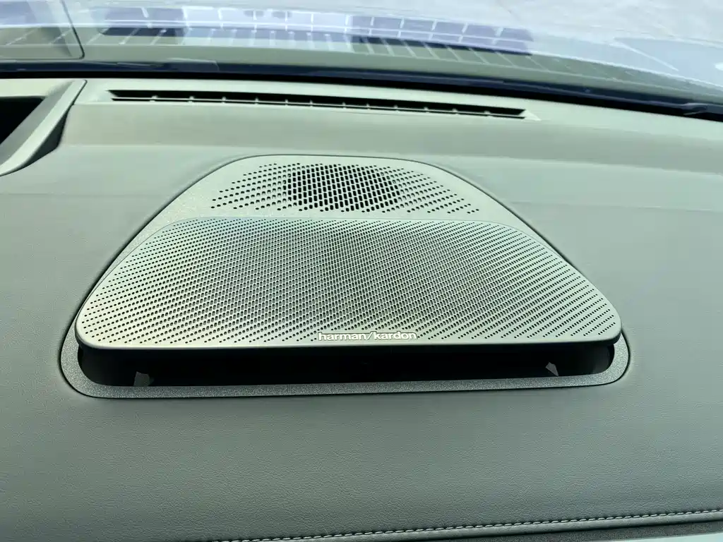 Lynk & Co Lynk & Co 10 2025 240 AWD Ultra Sport Edition H7 2025 - thumbnail 10