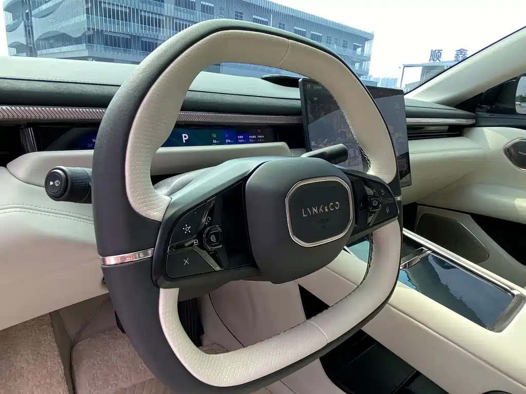 Lynk & Co Lynk & Co 10 2025 240 AWD Ultra Sport Edition H7 2025 - thumbnail 14