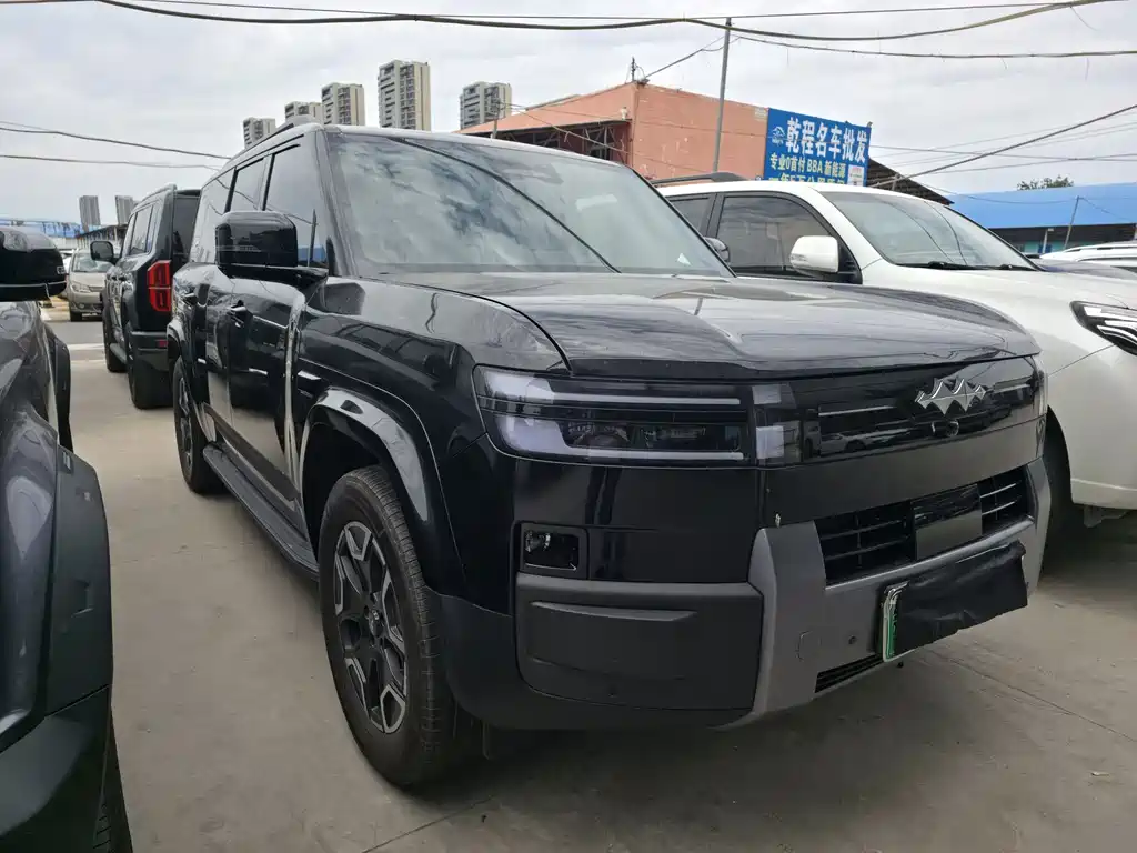 Fang Cheng Bao Ti 7 2025 200KM RWD Max Edition 2026 - thumbnail 3