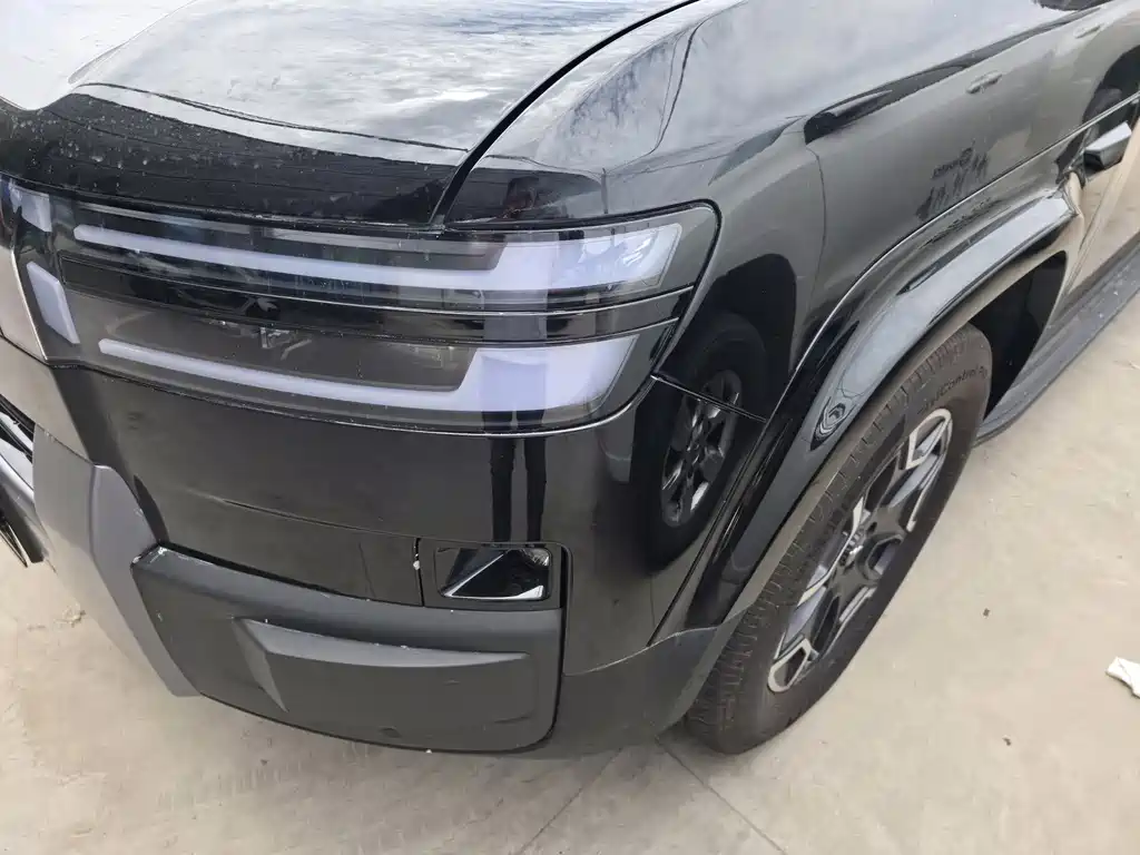 Fang Cheng Bao Ti 7 2025 200KM RWD Max Edition 2026 - thumbnail 6