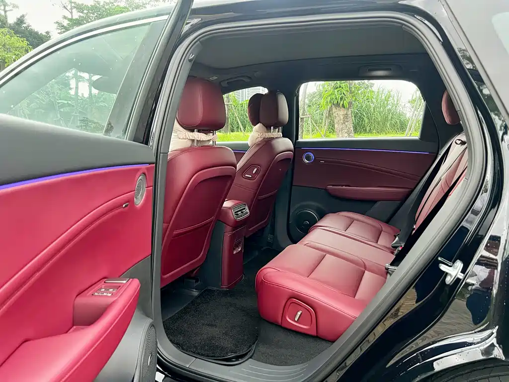 Hongqi Hongqi HS6 PHEV 2026 - thumbnail 9