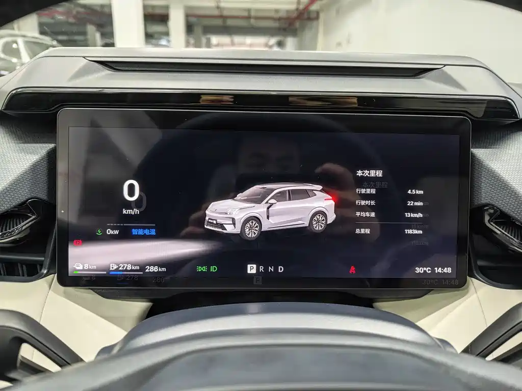 Lynk & Co Lynk & Co 08 EM-P 210 AWD Performance Ultra H7 2025 - thumbnail 6