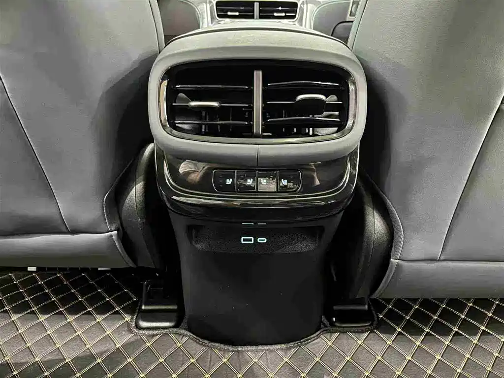 BYD Sea Lion 07 DM-i 2025 150 Pilot+ Edition 2025 - thumbnail 25
