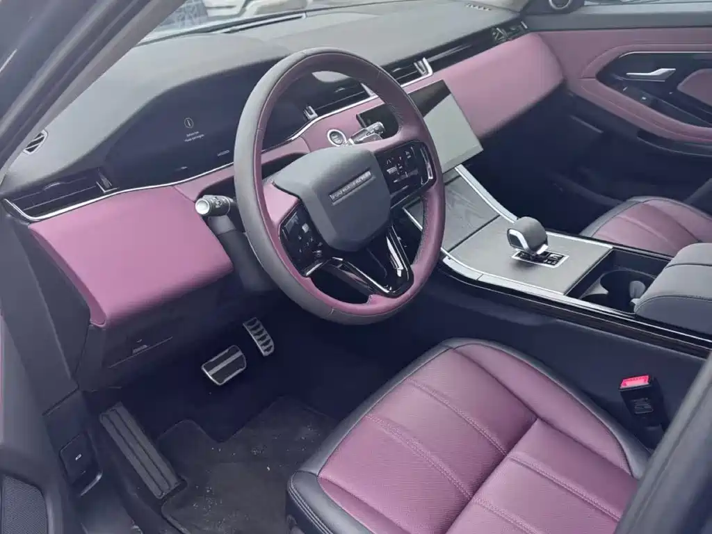 Land Rover Range Rover Evoque L SE 2026 - thumbnail 3